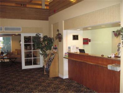 Inn Of Ломпок Интерьер фото